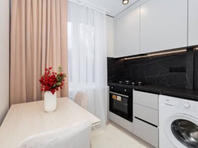 Râșcani, 2 odăi + living, str. Nicolae Dimo, 46 m²