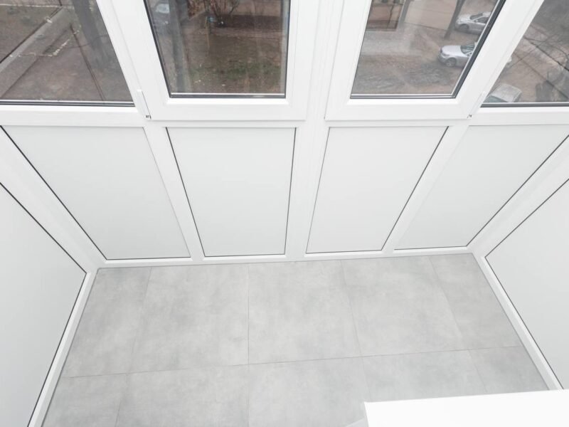 Râșcani, 2 odăi + living, str. Nicolae Dimo, 46 m²