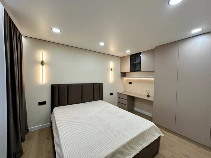 Centru, str. Grigore Vieru 21/3, 1 odaie, 25 m²