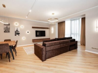 Rîșcani, 2 odăi + living, str. Nicolae Dimo, 93.6 m²