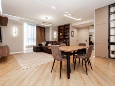 Rîșcani, 2 odăi + living, str. Nicolae Dimo, 93.6 m²