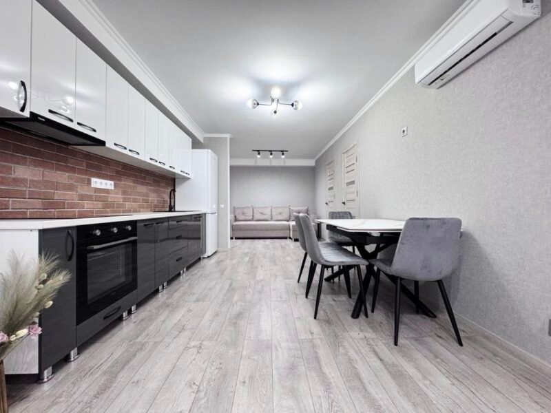 Durlești, 2 camere + living, str. N. Dimo, 60 m²