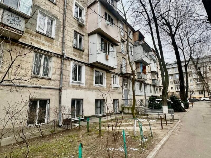 Botanica – apartament 2 camere cu living – str. Titulescu – 56 m²