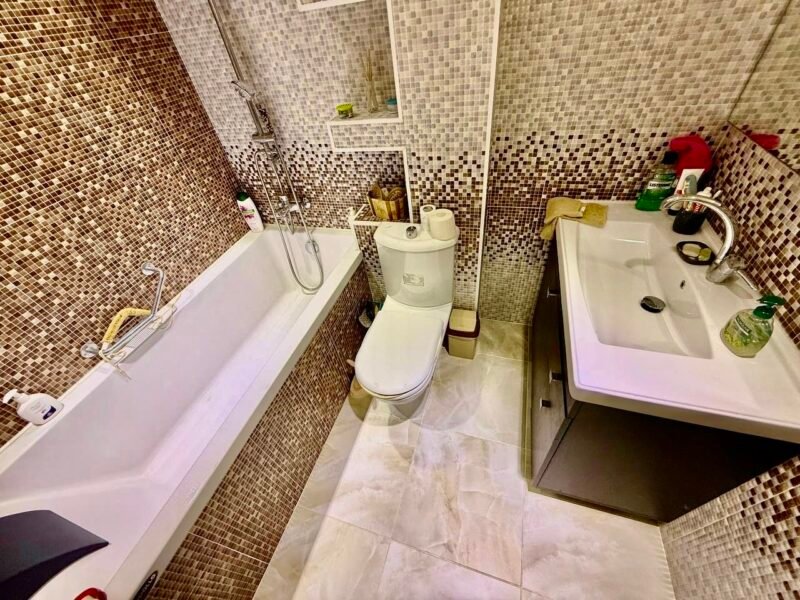 Grătiești – apartament 3 odăi – str. Sf. Treime – 95,2 m²