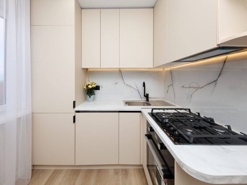 Botanica – 2 odăi + living – str. Grenoble – 47 m²