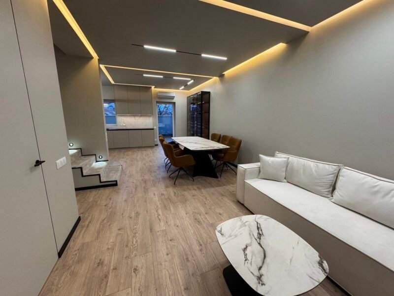 Centru – townhouse – str. Lomonosov – 167 m²