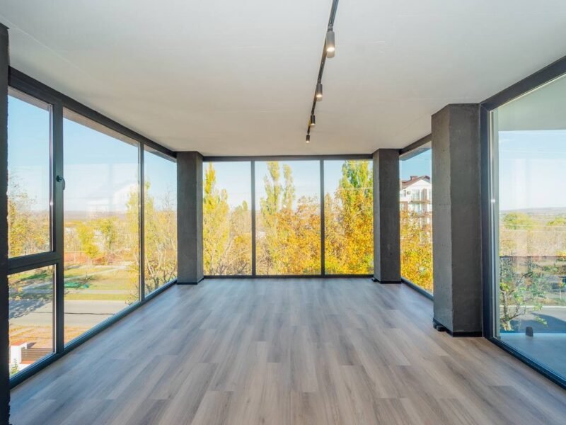 Cricova Centru – casă 6 dormitoare – str. Teilor – 510 m²