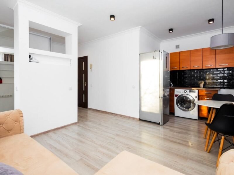 Râșcani – 1 cameră + living – str. Nicolae Dimo – 42 mp