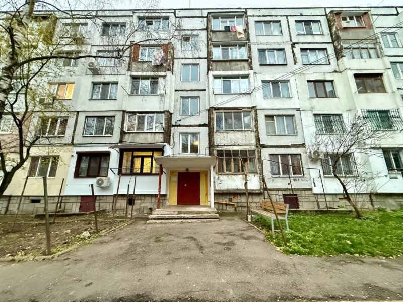 Botanica – 2 camere – str. Grenoble – 52 m²