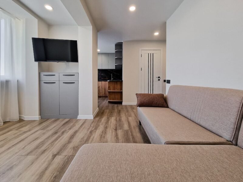 Buiucani – 1 odaie + living – Calea Ieșilor – 33 m²