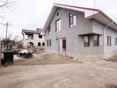 Ciorescu · casă 4 dormitoare · zonă liniștită · 137 m²