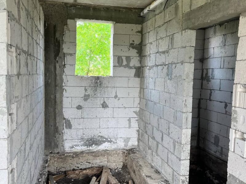 Budești · casă 2 nivele · 2 camere + living · 100 m²