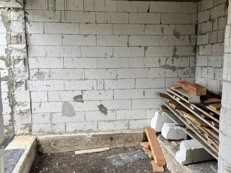 Budești · casă 2 nivele · 2 camere + living · 100 m²