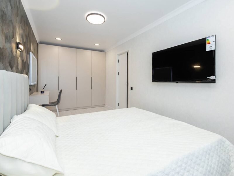 Buiucani · 2 camere + living · str. Paris · 47 m²