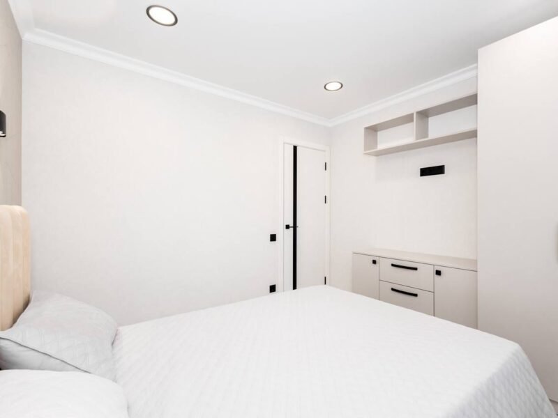 Buiucani · 2 camere + living · str. Paris · 47 m²