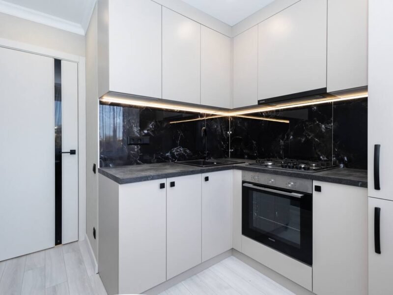 Buiucani · 2 camere + living · str. Paris · 47 m²