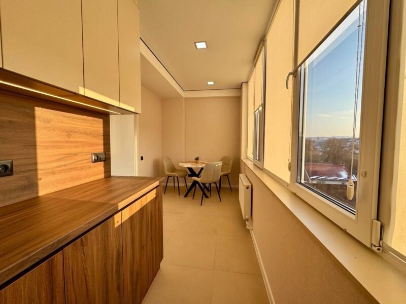 Durlești · 2 camere + living · str-la Tudor Vladimirescu · 65 m²