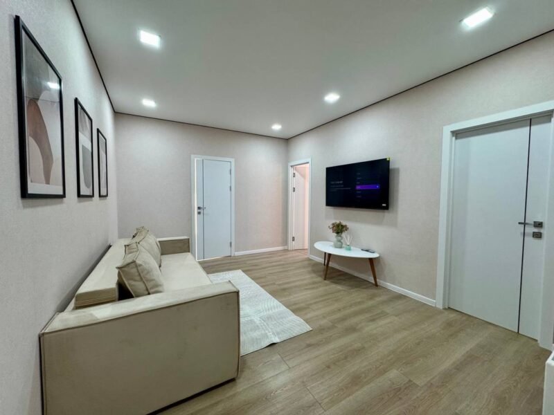 Durlești · 2 camere + living · str-la Tudor Vladimirescu · 65 m²