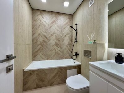 Durlești · 2 camere + living · str-la Tudor Vladimirescu · 65 m²