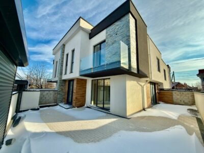 Durlești · Townhouse · str. Dumbrava · 130 m²