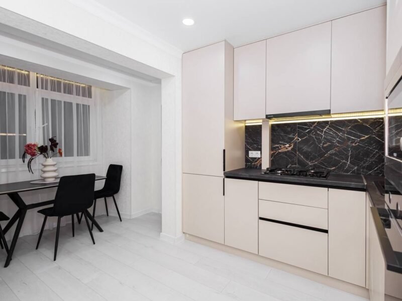 Botanica · 2 camere · str. Independenței · 54 m² + balcoane