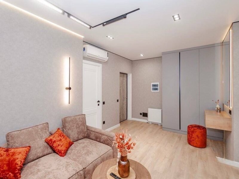 Rîșcani · 2 camere + living · str. Cornesti · 65 m²