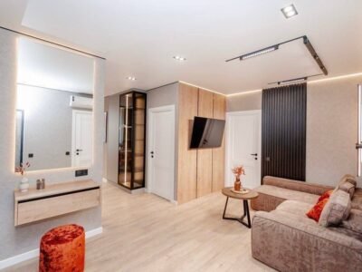 Rîșcani · 2 camere + living · str. Cornesti · 65 m²