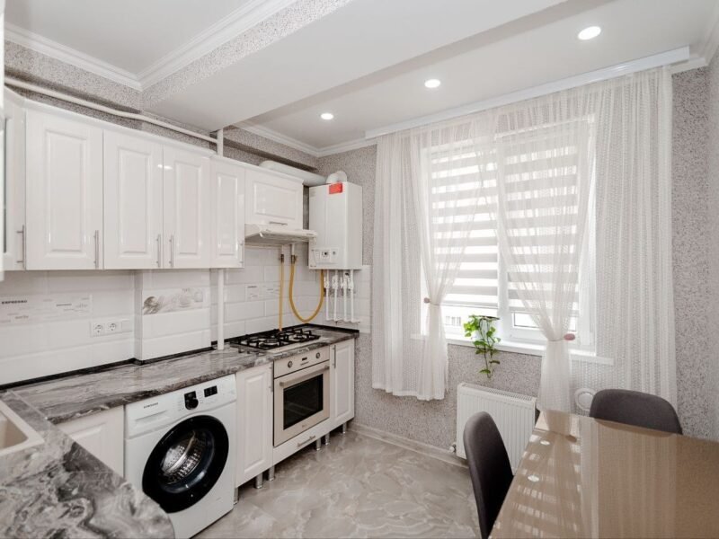 Poșta Veche · 2 camere · str. Gheorghe Madan · 50 m²