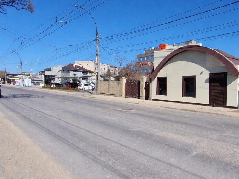 Spațiu 20 m², pentru salon / birou, prima linie