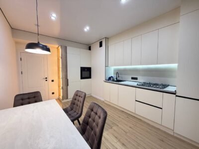 Telecentru · 2 dormitoare + living · str. Ialoveni · 90 mp