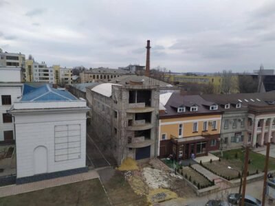 Centru · Clădire comercială · str. Tighina · 700+ m