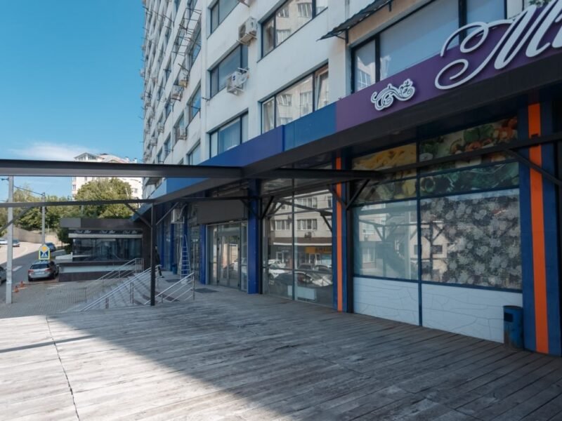 Stăuceni · Spațiu comercial · str. Unirii · 230 m²