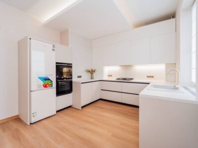 Buiucani · 3 dormitoare + living · str. Ștefan Neaga · 185 m²