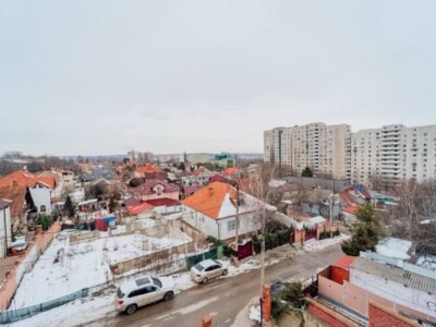 Buiucani · 3 dormitoare + living · str. Ștefan Neaga · 185 m²