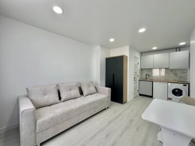 Garsonieră 20 m2. Str. Liviu Deleanu