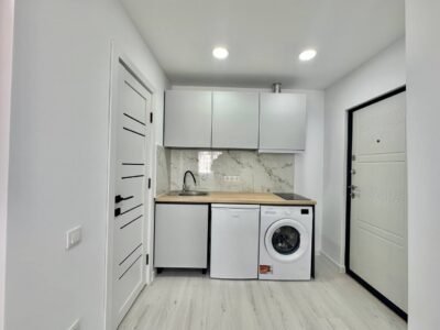 Garsonieră 20 m2. Str. Liviu Deleanu