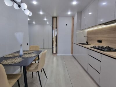 Apartament cu 1 cameră, Living și Debara