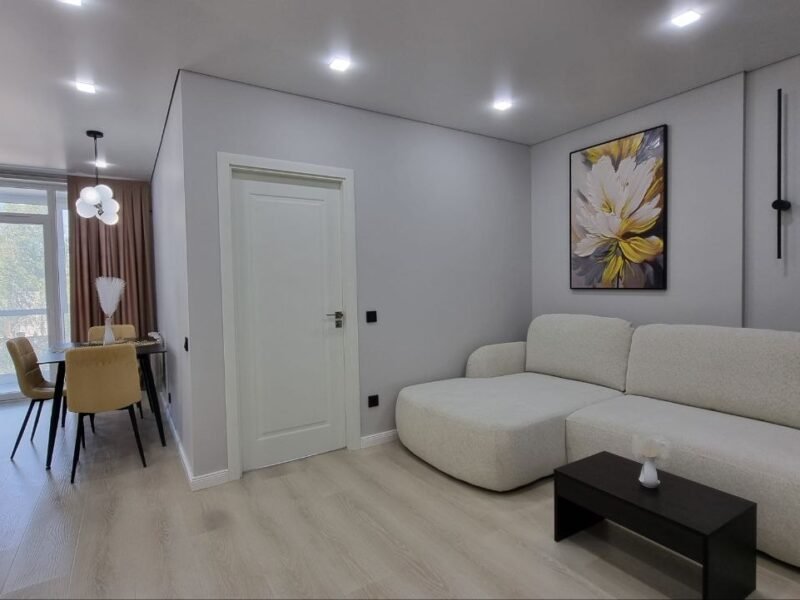 Apartament cu 1 cameră, Living și Debara