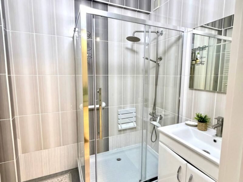 Apartament cu 1 cameră și living. Sadoveanu. Exfactor