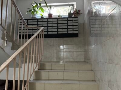 Apartament cu o cameră + living