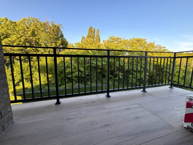 Apartament cu 1 cameră, Living și balcon. Poșta Veche