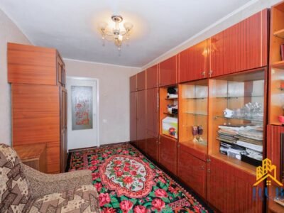 Apartament cu 3 camere. Centru