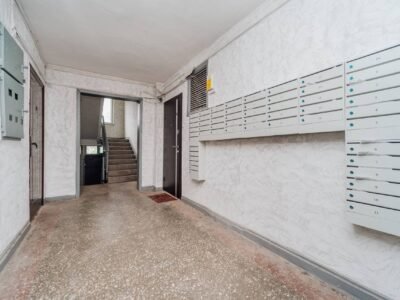 Apartament cu o cameră + balcon. Centru
