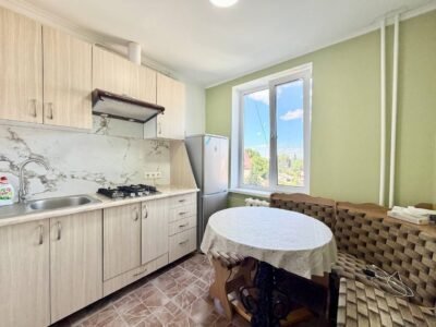 Apartament cu 2 dormitoare si balcon. Botanica