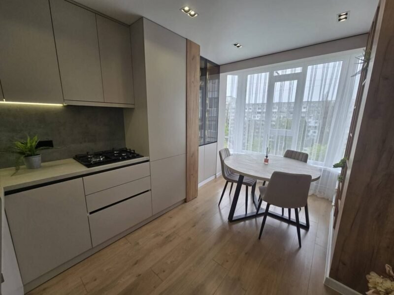 Apartament cu 3 camere, sector Botanica