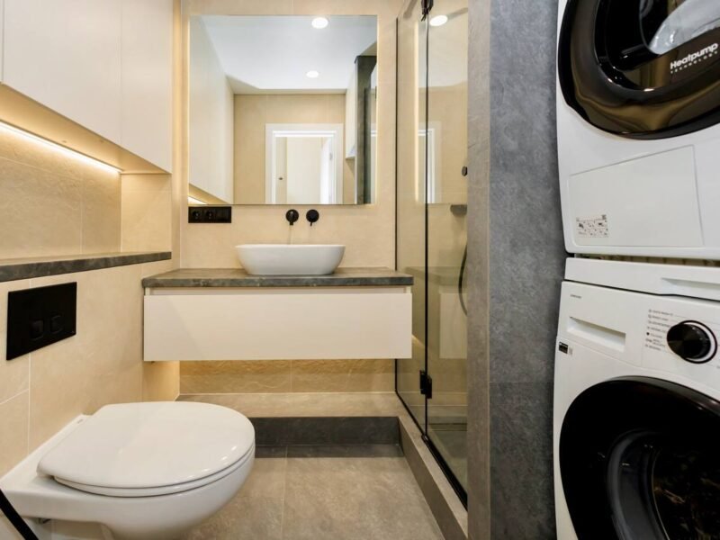 Apartament cu un dormitor, living si balcon langa parc