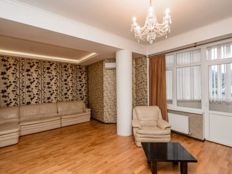 Apartament 3 camere si balcon. Ciocana, N. Sulac