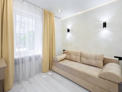 Apartament cu 3 camere, living si garderoba. Ciocana