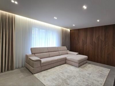 Casa cu 3 camere. Teren 5 ari. Colonita