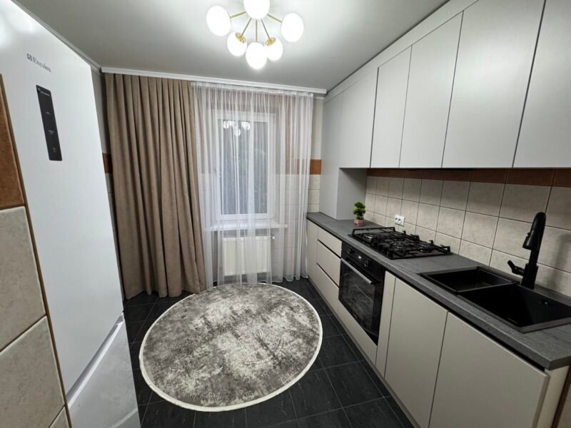 Apartament cu 2 camere in centru. Chisinau
